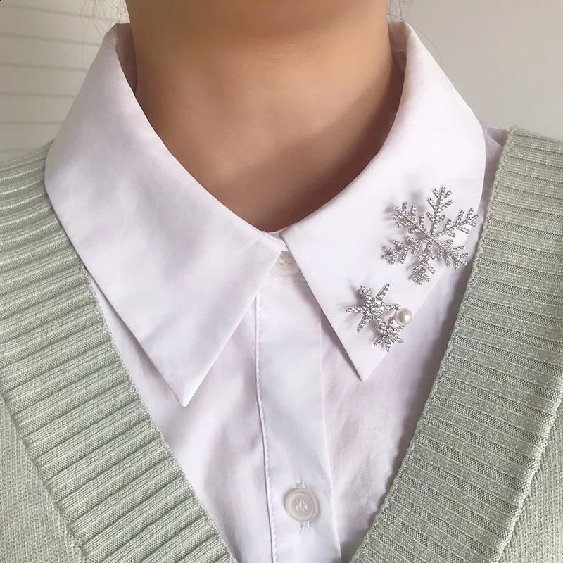 925 sterling silver AA zircon simple snowflake christmas brooches for women elegant classic wedding jewelry 241227