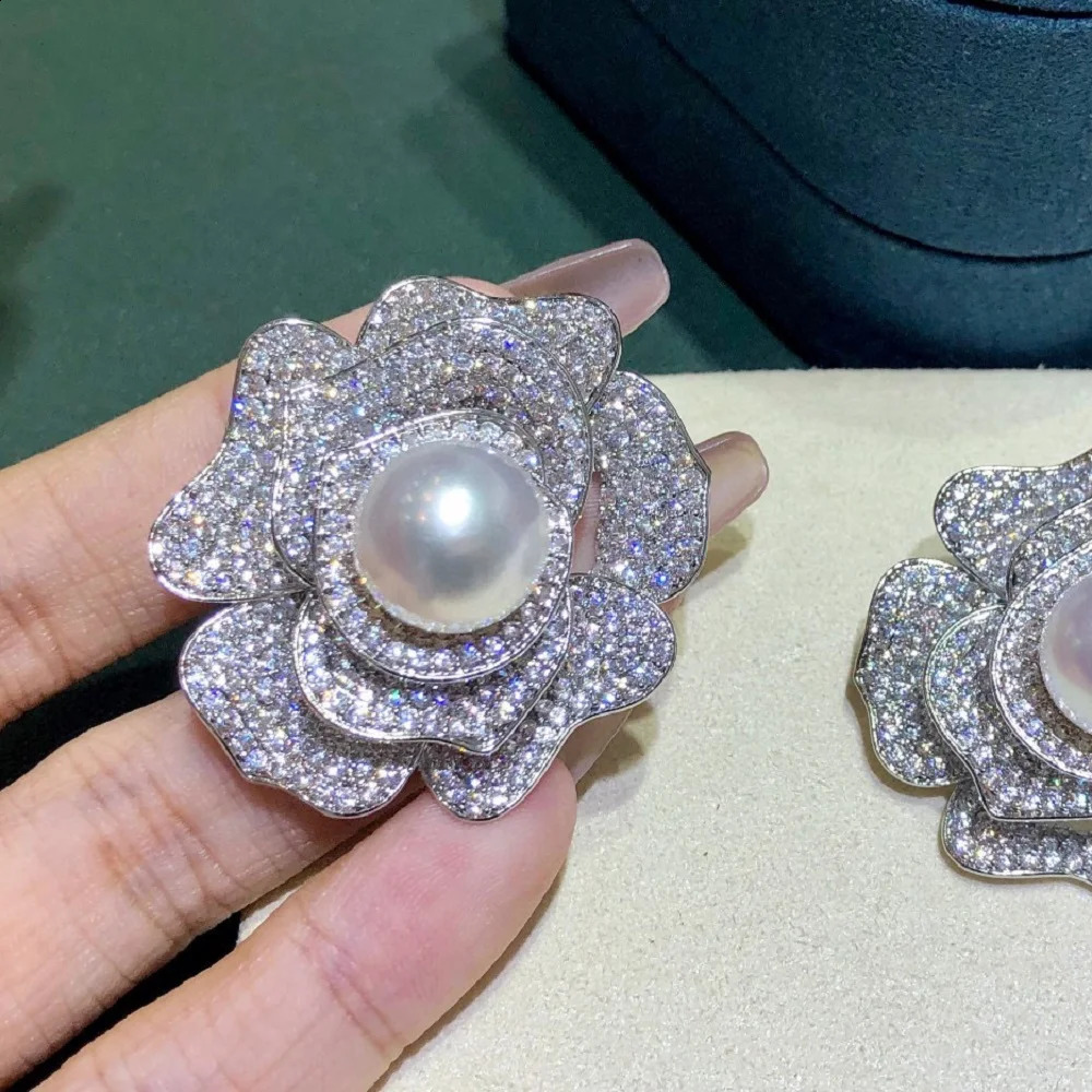 Pearl 7-8mm South Sea Round Pearl Brooch with Gold Plated Fashion Micro Inlay Brooch 241227