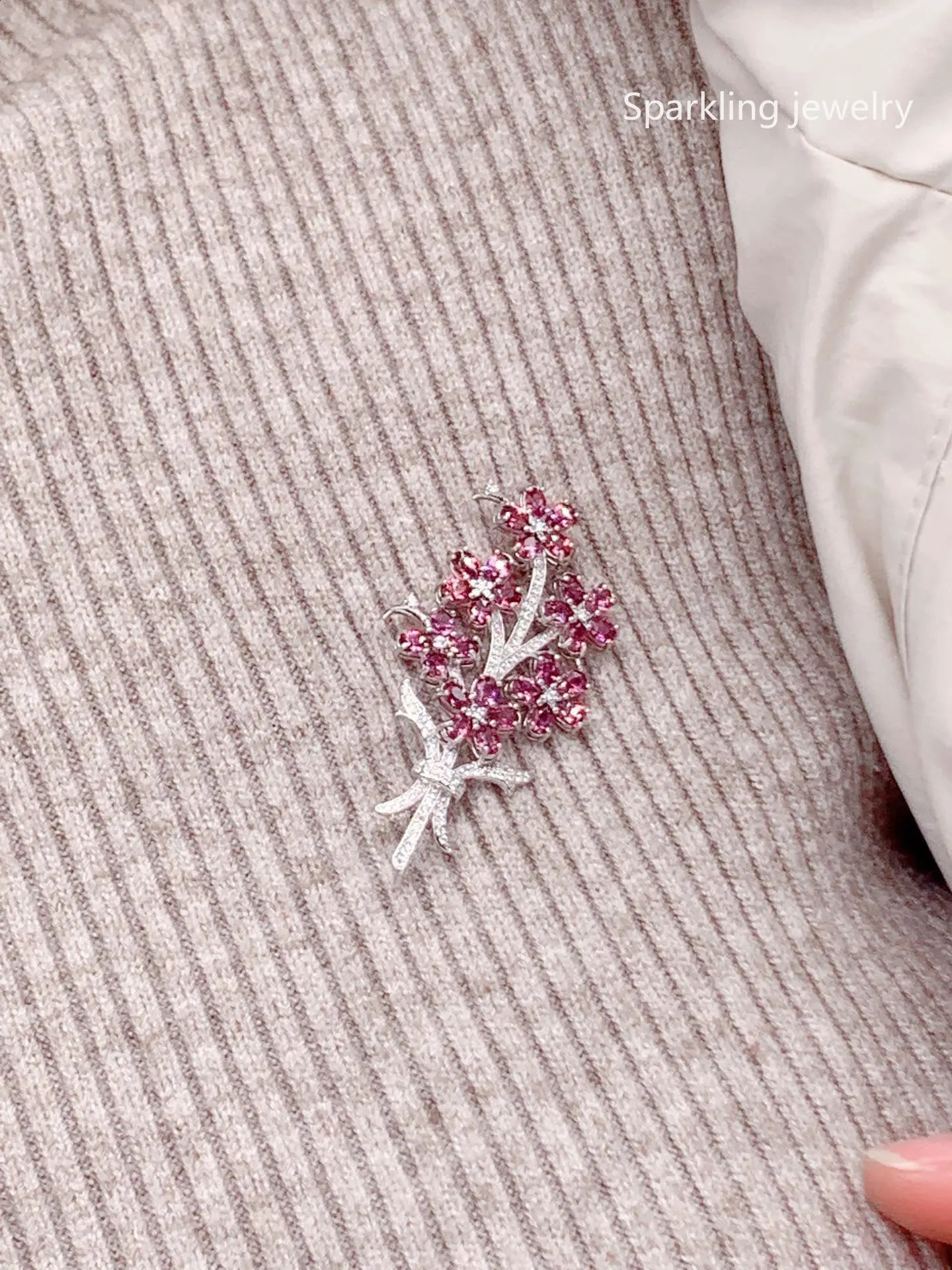 Natural Magnesium Aluminum Garnet Brooch Jewelry 925 Silver Womens Jewelry Fine Jewelry 241227