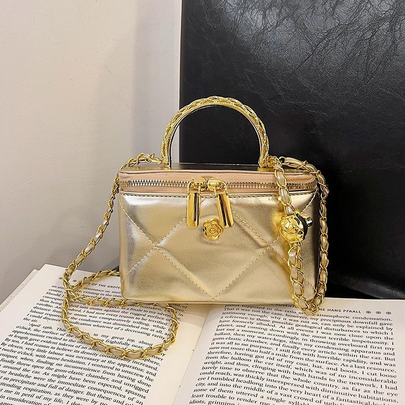 Bag Chain Camellia Small Square 2025 Spring New Style Diamond Grid And Box Women's Versatile Fashion Crossbody Bag