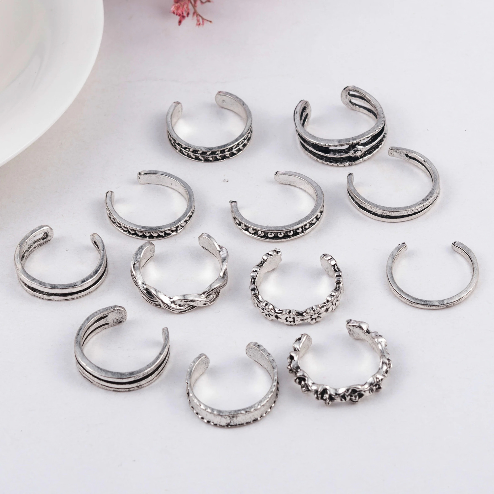 12PCsset Women Lady Unique Adjustable Opening Finger Ring Retro Carved Toe Foot Beach Jewelry 241225