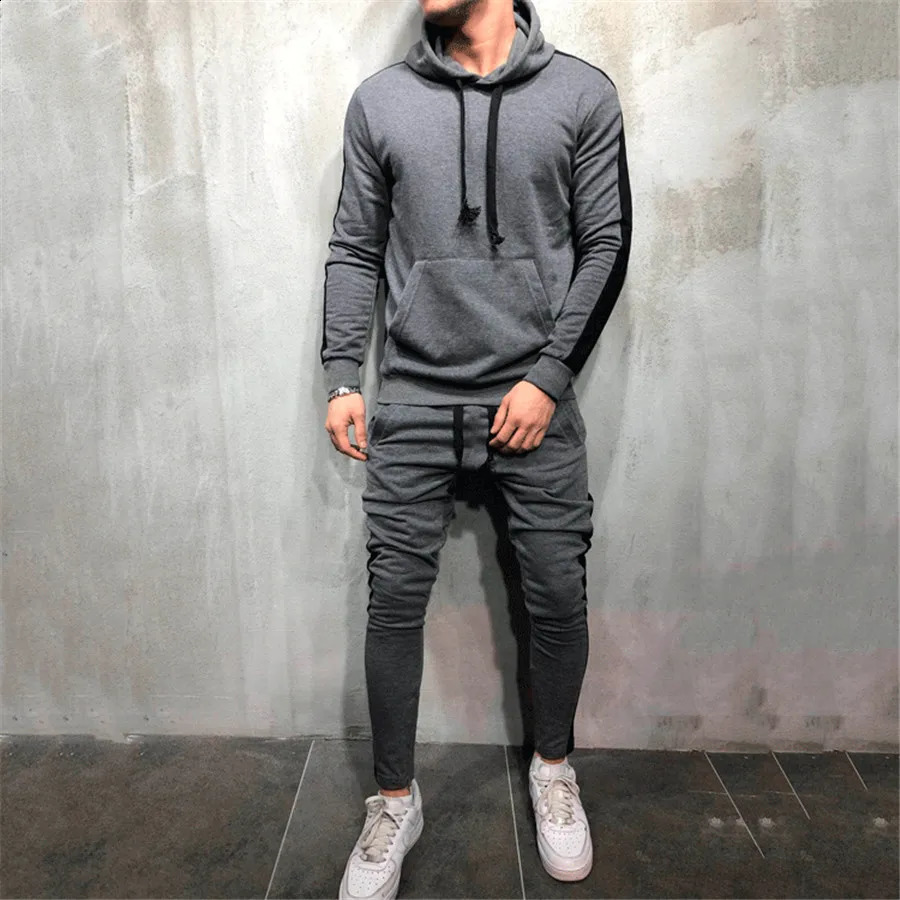 2024 Autumn Men Running Set Men Sport Suits Sportswear 2Pcs Tracksuit Sportswear Hoodies Sweatshirt Pant Suit Men Sports Set 241224