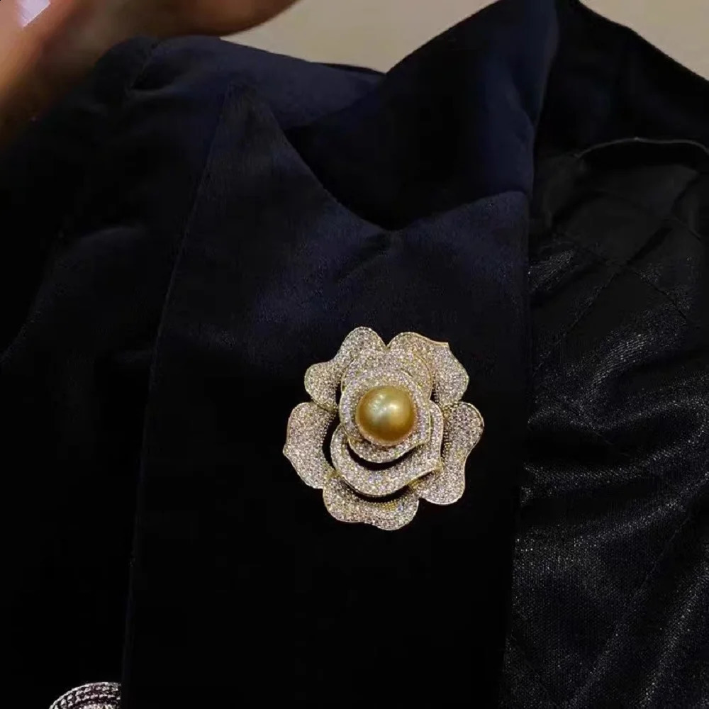 Pearl 7-8mm South Sea Round Pearl Brooch with Gold Plated Fashion Micro Inlay Brooch 241227