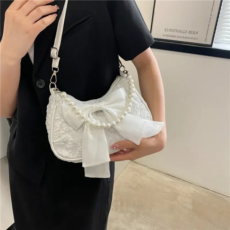 Pearl Female Bag Retro er Handbag Bow Crossbody Bags Fashion Canvas Womens 2024 Trend Shoulder bag Purses 250103