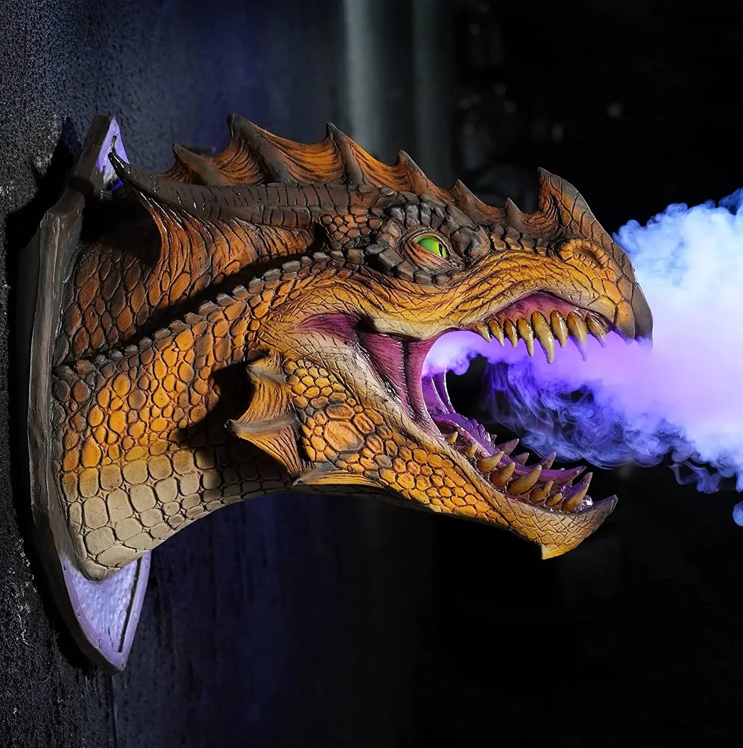 3D Dragon Legend Head SculptureLED Light with Smoke Realistic Dinosaur Wall Art for Halloween Haunted House Props 241230