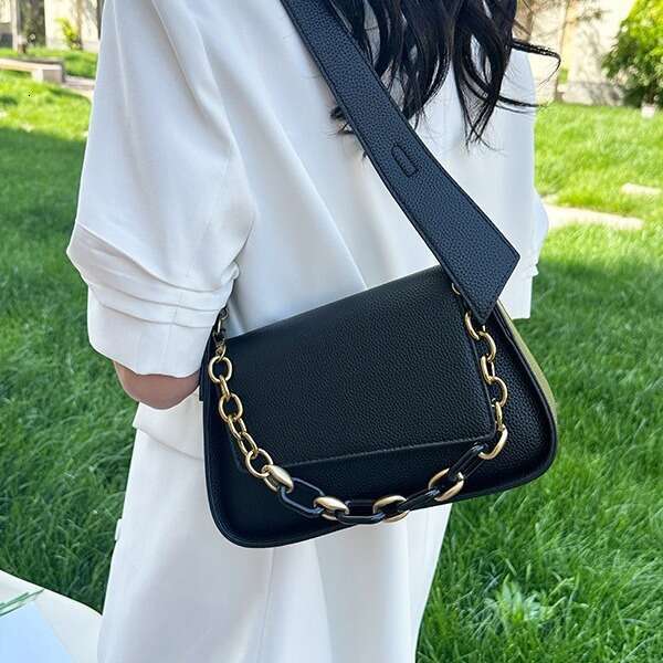 Advanced Texture Armpit Women's New Niche Design, Crossbody Fashionable Small Square Bag, Versatile Casual Shoulder Bags