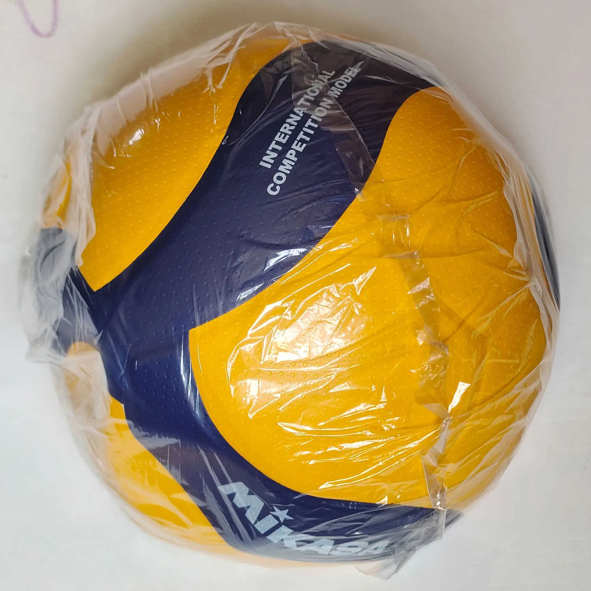 New Year GiftNew Model VolleyballModel200Competition Professional Game Volleyball Optional Pump + Needle +Net BagXJ241230
