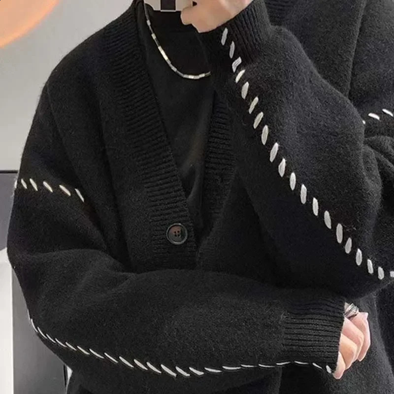 Autumn V-neck Cardigan Sweater Men Women Streetwear Loose Lazy Style Korean Vintage Knitwear Jacket Fashion Mens Cardigan 241230