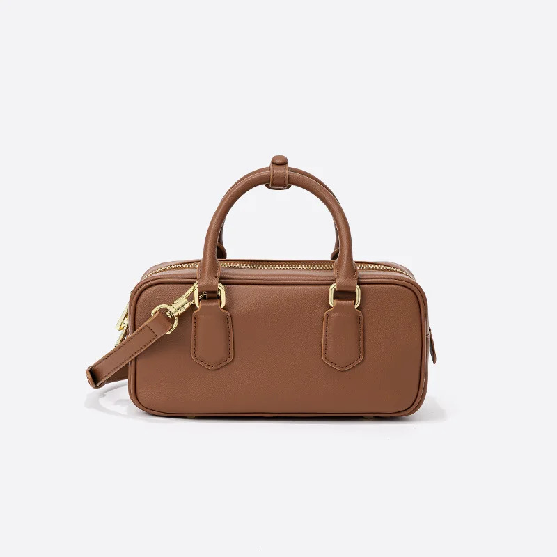 Vintage Boston Aging Ball New Style Niche Design Pillow Bag Fashionable Genuine Leather Single Shoulder Slant Handbag Feather Gothic BagVoyage