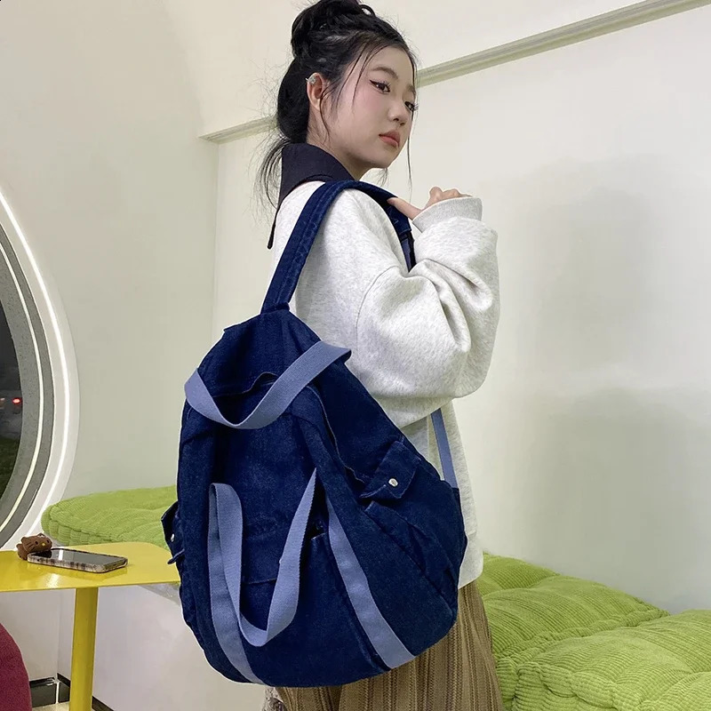 Casual Fashion Denim School Bags Large Capacity Zipper 2025 High Quality Personality Youth Backpacks for Women Softback 241230