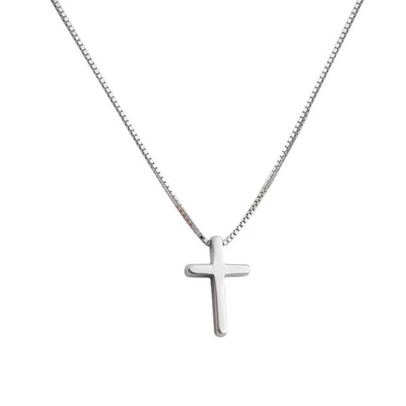925 sterling silver cross necklace simple and exquisite with faith in geometry. Her pendant necklace is a gift for ladies with exquisite jewelry decor
