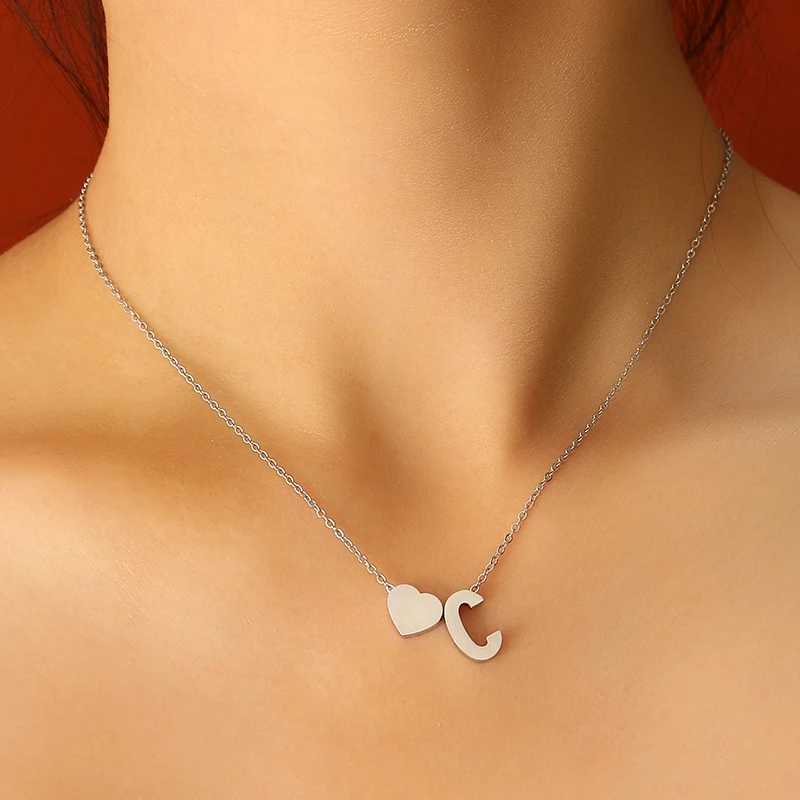 2024 Fashion Simple Tiny Heart Dainty Initial Necklace Womens Stainless Steel A-Z Letter Necklace Chain Jewelry with Alphabet Name W241230