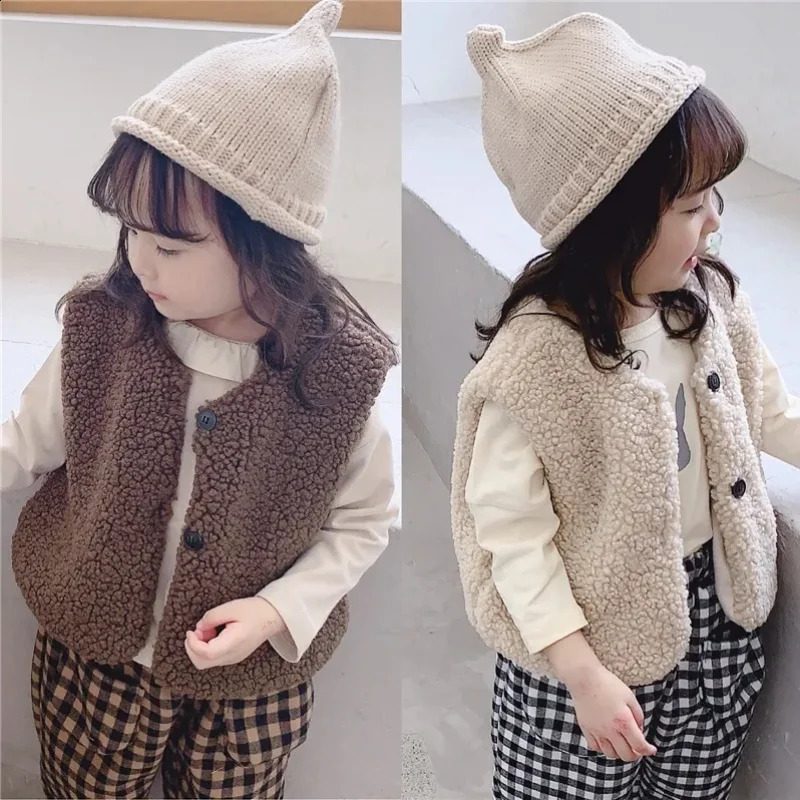 Autumn Winter Baby Plus Velvet Waistcoat Girls Boys Plush Vest Single Breasted V Neck Child Warm Fashion Warm Teddy Hair Coat 241230