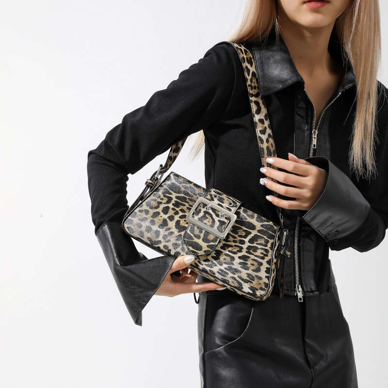 Leopard Print Underarm For Women's Bag, Summer New PU Niche Handbag, Personalized And Stylish Shoulder Bag