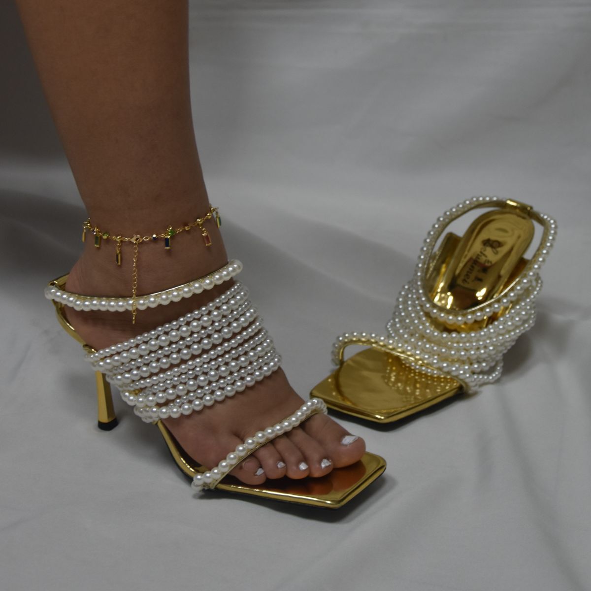 High Heels Women's 2024 New Golden Pearl Elegant Thin Heel Versatile Fashion Banquet Open-Toed Wedding Sandals