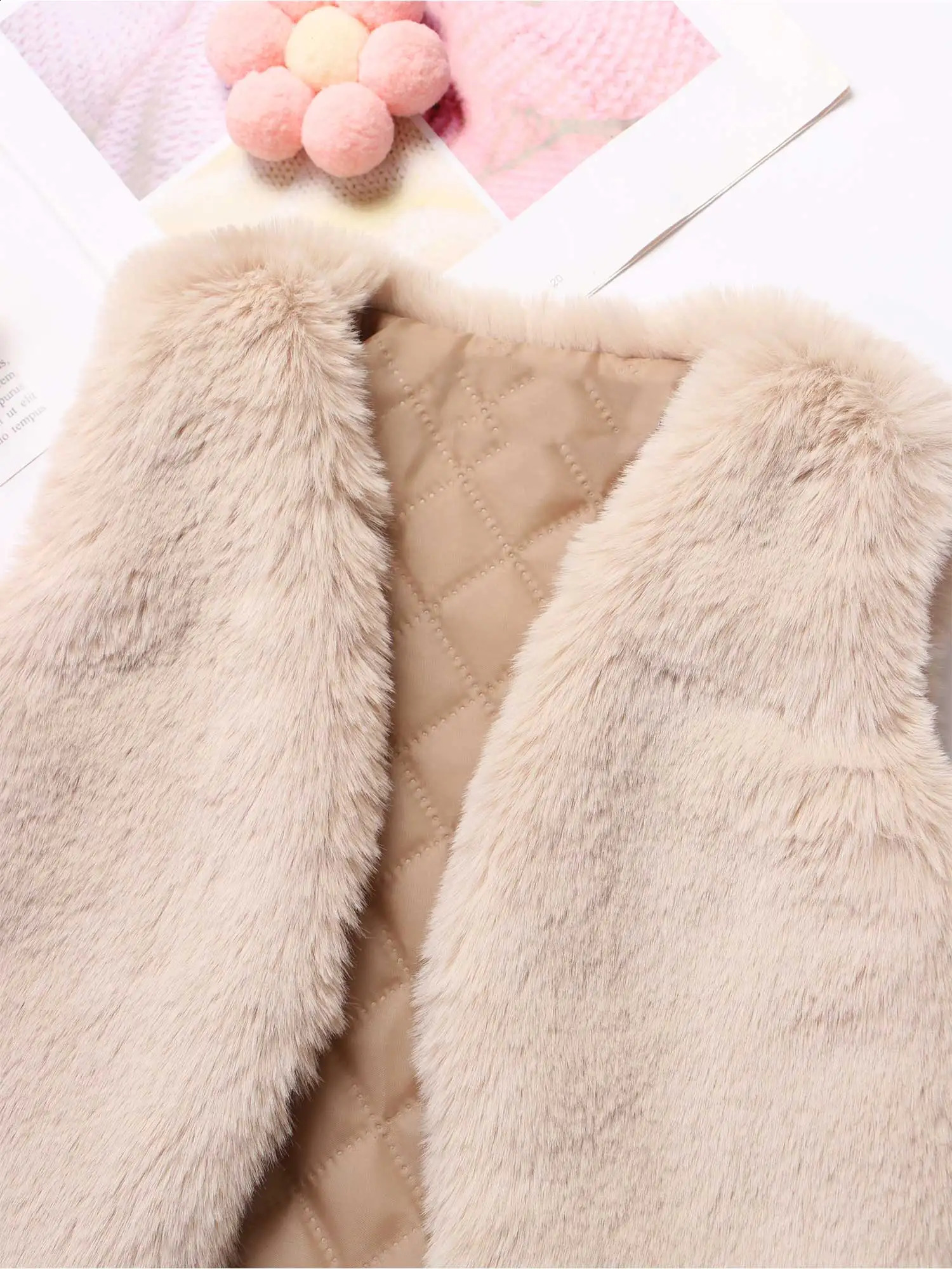 Baby Girls Faux Fur Vest Outfits Sleeveless Plush Jacket Warm Transitional Coat Thickening Winter Autumn Outfit Baby Outerwear 241230