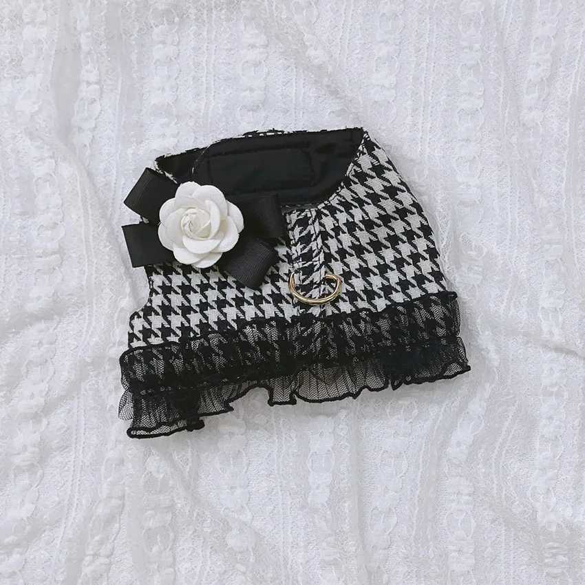 Pet Leash for Small Dogs Chest and Back Clothes Checkered Vest Lace Style Dog Leash Teddy Bear Dog Harness and Leash SetXJ241230
