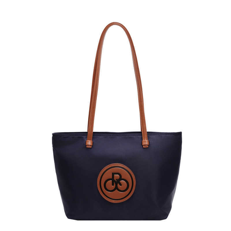 Simple nylon fabric lightweight single shoulder tote bag women casual shopping commuting size crossbody bag 241215