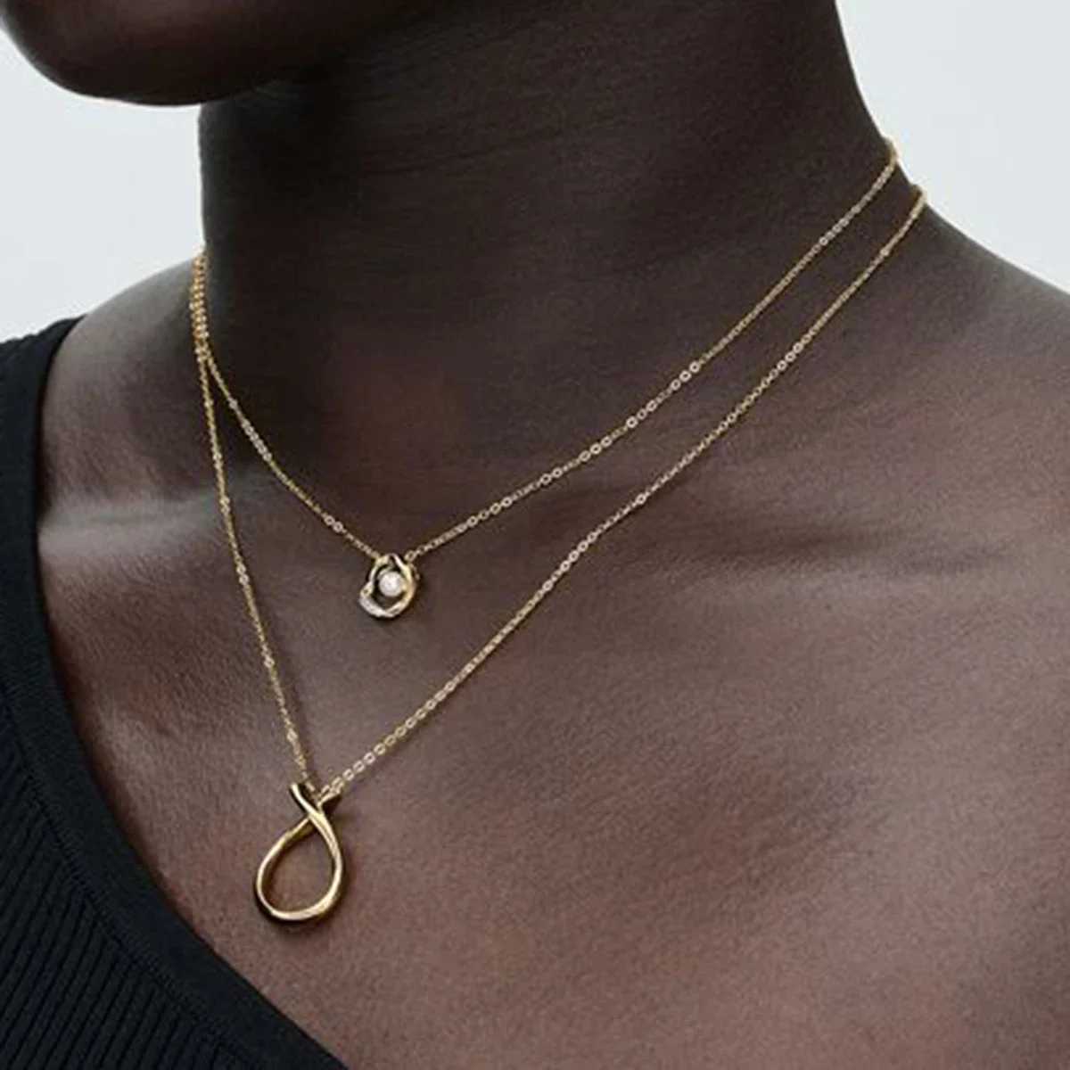 2024 New S925 Silver Heart Necklace Fashion Irregular Pendant Necklace Womens Jewelry Exquisite Holiday Gift W241230