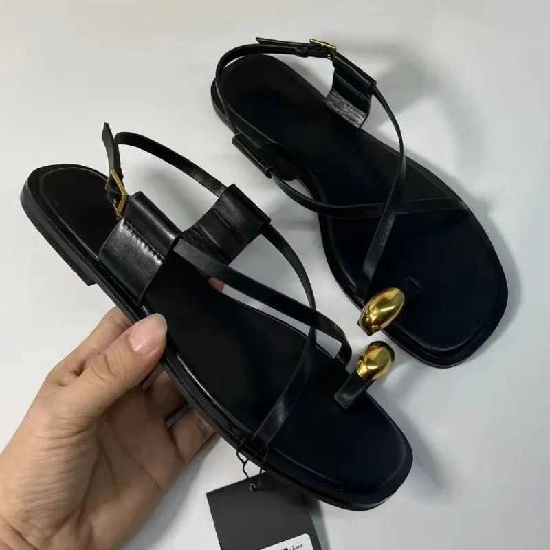 Brand design Warm flat sandals clip toe casual outdoor beach womens Fi metal decoration 2025 summer shoes Y241225