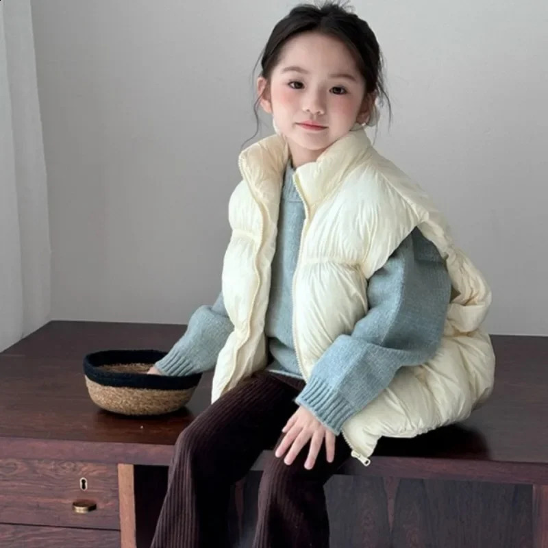 Children Winter Candy Cotton-padded Vest Baby Waistcoat Autumn Casual Cardigan Thicken Warm Outerwear Toddler Sleeveless Coats 241230