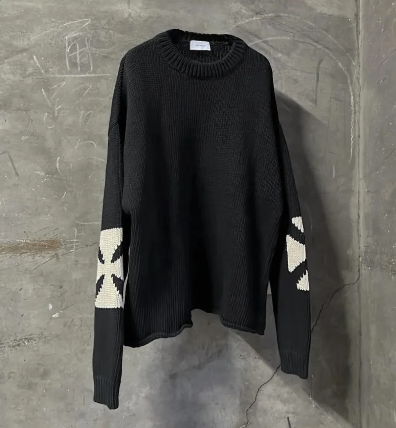 Harajuku Vintage Hip Hop Loose pullover Men clothing y2k Top Goth punk Streetwear Knit sweater Couple Winter casual warm sweater 241230
