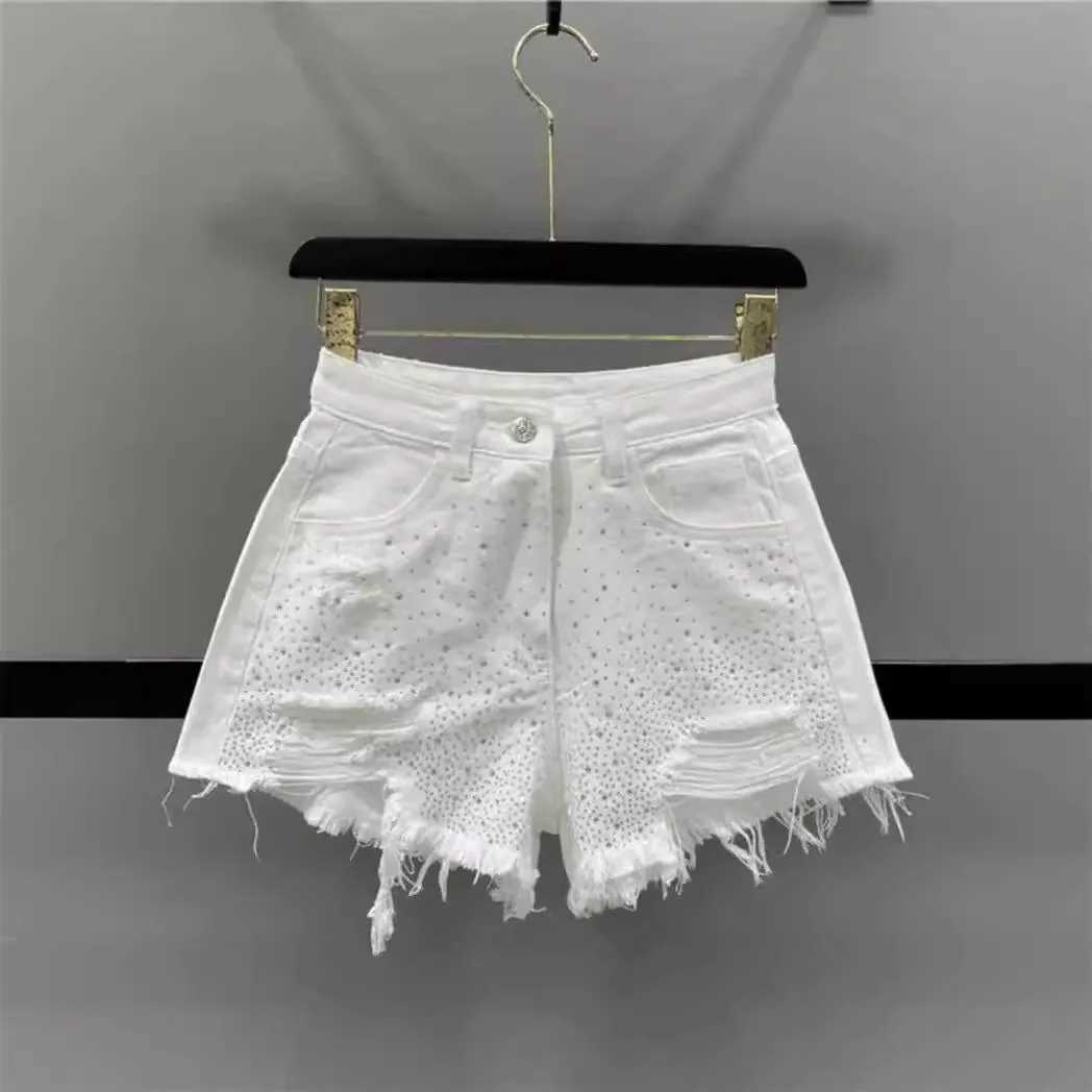 Womens 2025 Summer New High Waist Denim Shorts with Broken Holes and Wide Legs Hot Pants Jean ShortsX241230