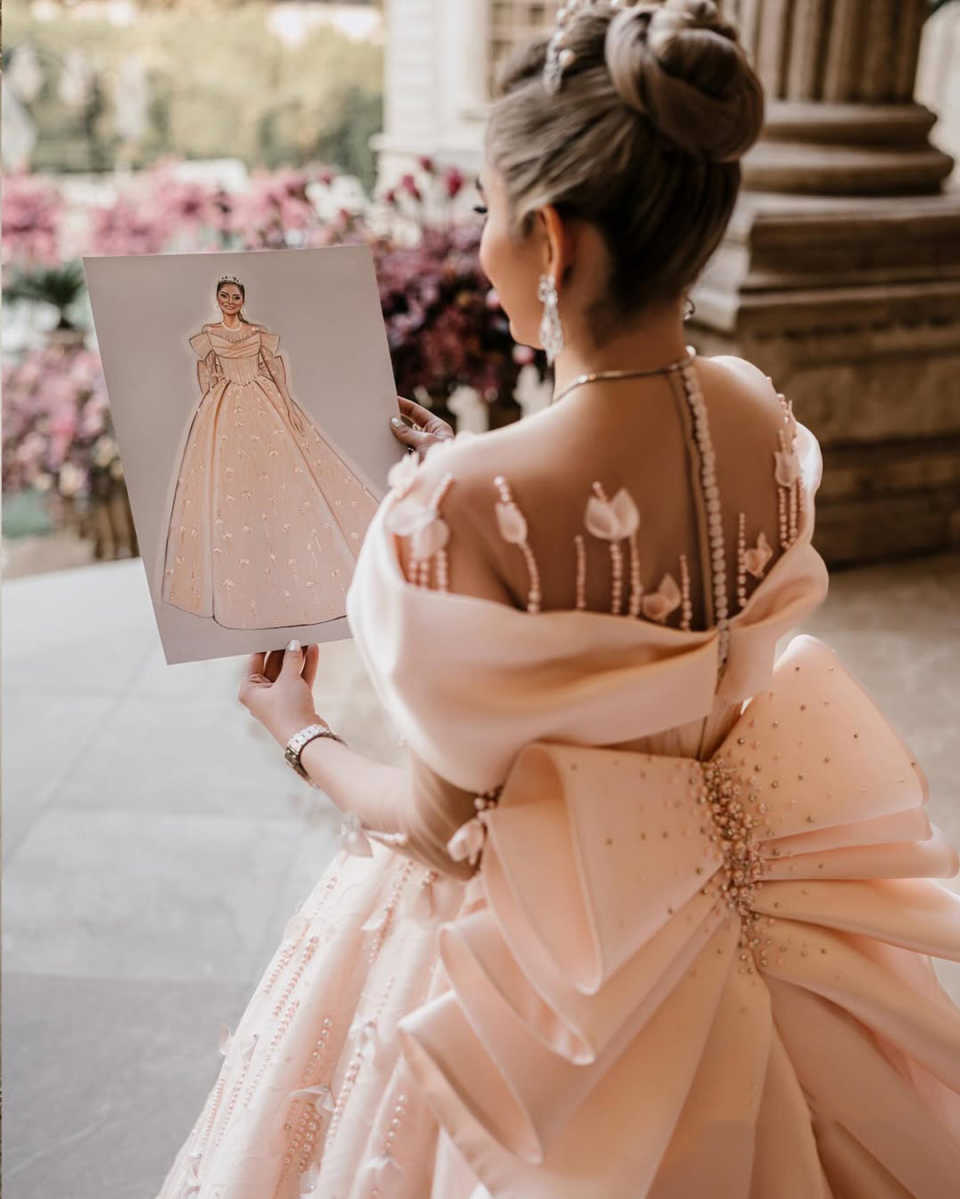 Princess Pink Ball Gown Wedding Dresses Appliques Beaded Off Shoulder Designer Lace Sequins Court Gown Pleat Custom Made Bridal Plus Size Vestidos De 