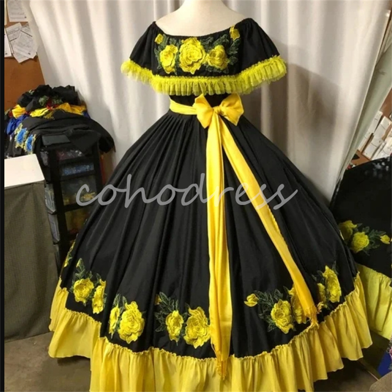 Victoria Mexican Black Prom Dress Cap Sleeve Embroidery Vestidos De 15 xv Anos Quinceanera Escaramuza Birthday Party Folklorico Costume Gothic Hallowe