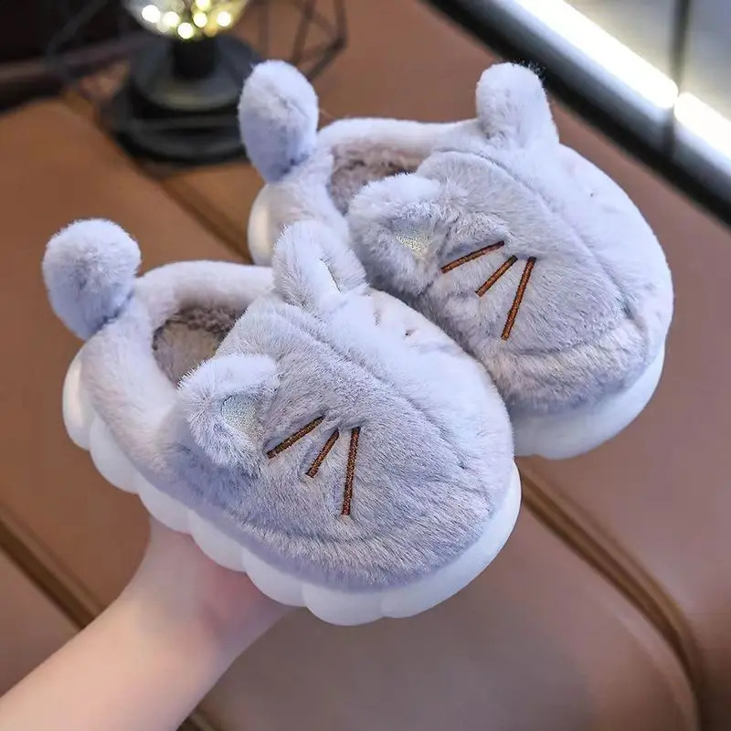 Winter Childrens Baotou Cotton Slippers Boys And Girls Soft Sole Non Sip Cartoon Plush Warm Home Slippers Fluffy Slippers 241230bj