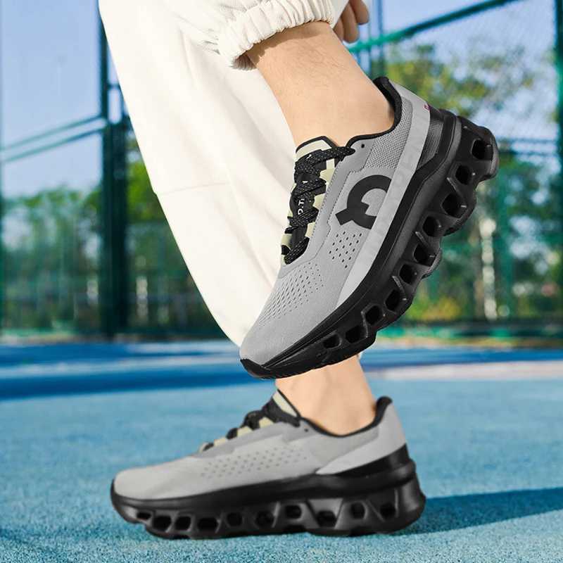 Mens designer shoes Casual Comfort Fashion Breathable Sneakers Men Outdoors Walking Skateboard Running jogging Motion Shoes