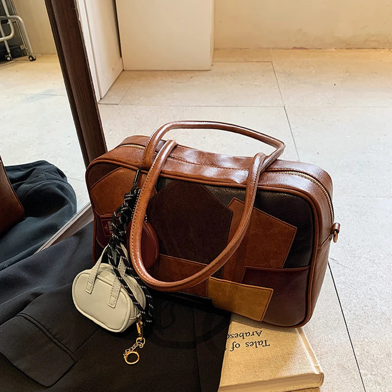Retro Panther Comparison Splicing Bowling Shoulder Bag Womens briefcase Pillow Handbag Autumn Large Capacity Handbag 241226