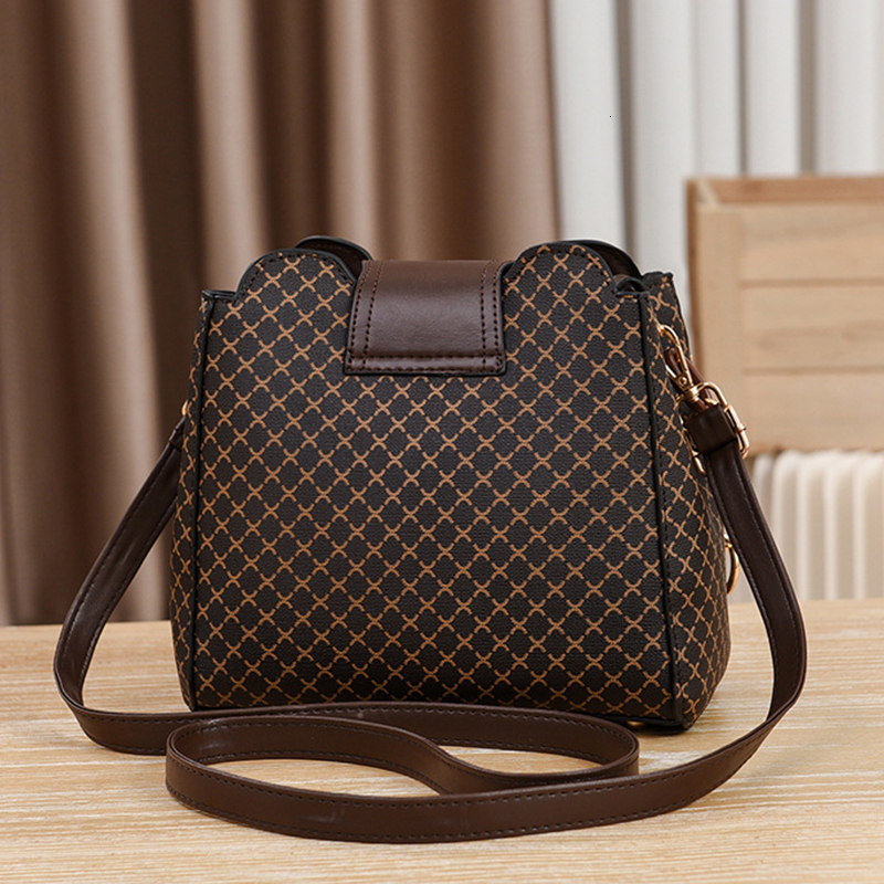 New Women Handbag Design Bucket Crossbody Flip Check Print Large Capacity Single Shoulder Straddle Bag