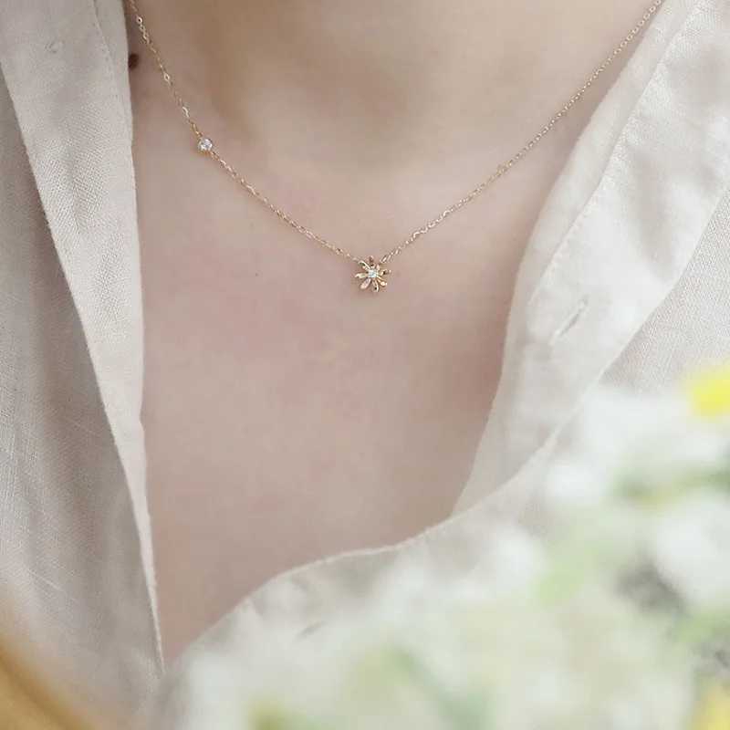 925 sterling silver classic chrysanthemum necklace womens pendant 14K gold-plated necklace wedding party jewelry gift W241230