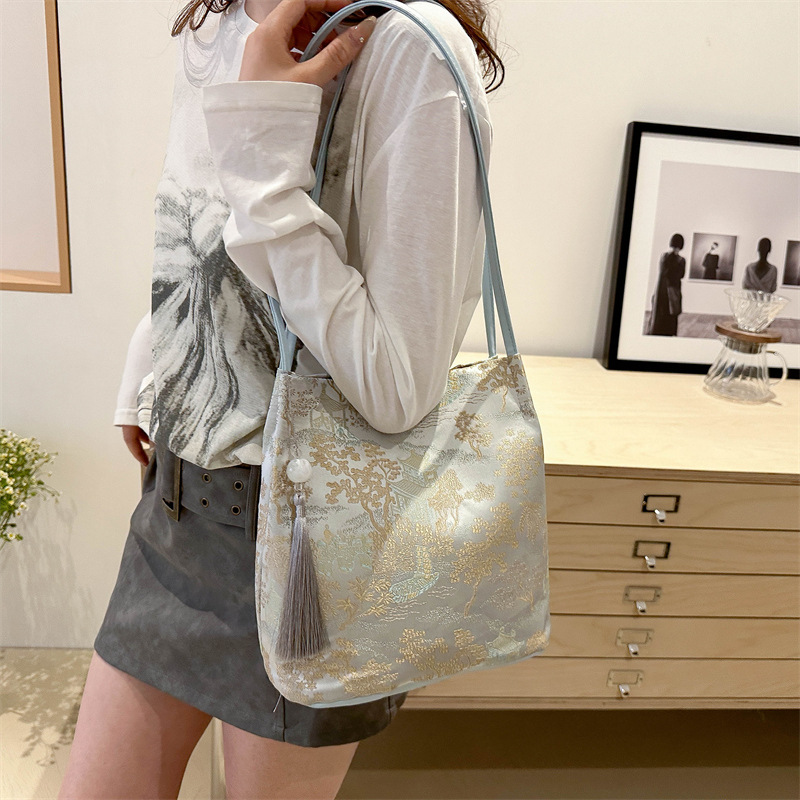 Fashion Shoulder Bags New printed large-capacity single shoulder Chinese style landscape embroidery underarm tote bag