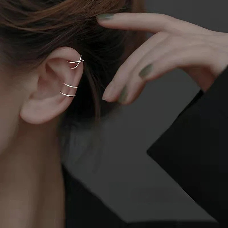 Tibetan Silver Clip Earrings for Women High Quality Creative Simple C NonPiercing Ear Cuff Buckle Trend Jewelry Gift 241225