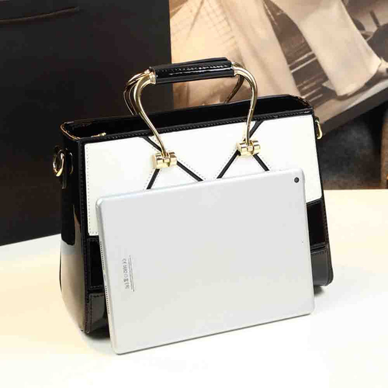Unique Style Women Top Handle Bag High Quality Patent Leather Plaid Print Handbag Elegant Madam Dinner Purses 2023 New