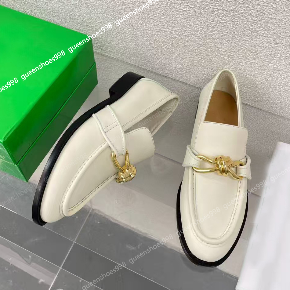 Top Quality Women Loafers Leather Low Heel Casual Metal Knot Decoration Luxurious Designer Dress Shoes Classic Ballet Shoes Fashionable Stitching Flat Party shoes