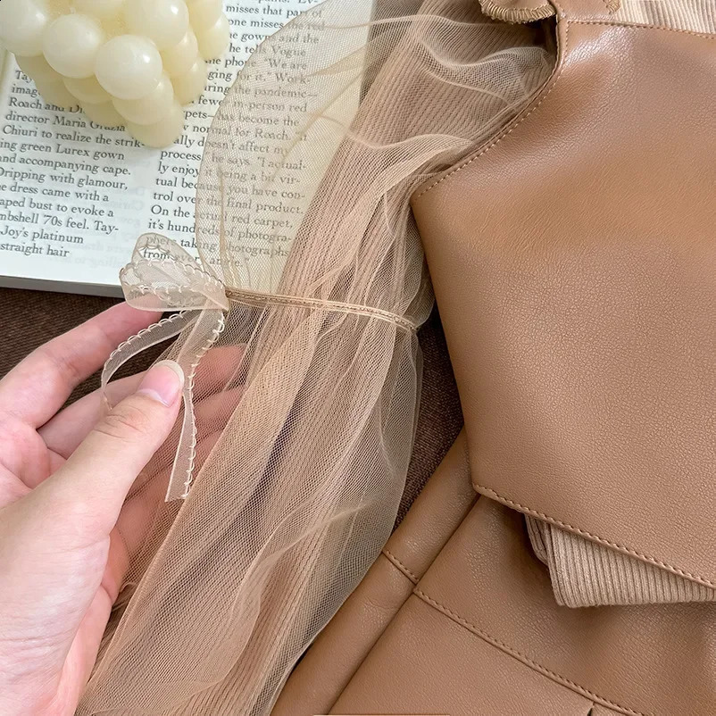 2024 Girls Suit Elegant Style Little Girl Suit Autumn Dress Long Sleeve Base Shirt Three-piece Set Kids Clothes Girls 241226