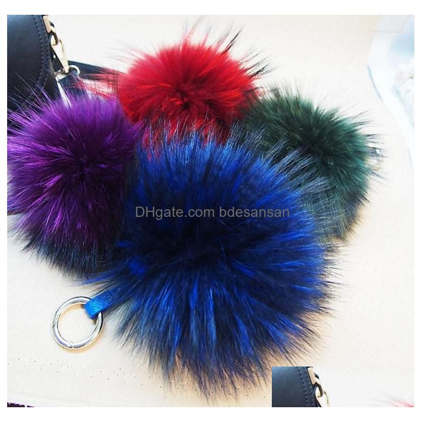 Keychains Lanyards 16Cm Luxury Fluffy Real Raccoon Fur Ball Pompom Plush Size Genuine Keychain Metal Ring Pendant Bag Charm K042Red Dhoia