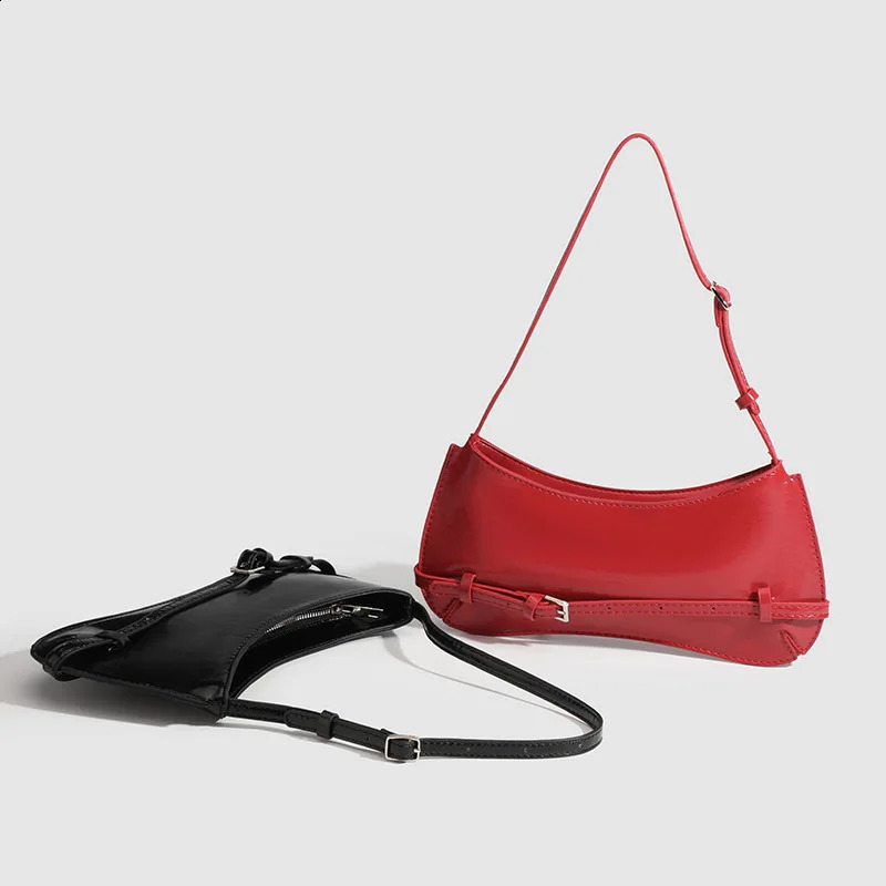 French Niche n Cowhide Shoulder Handbags HighEnd Party Bags Fashion Handheld Underarm Baguette Bag 241226