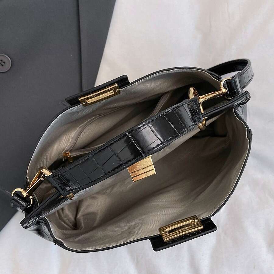 Crowdsourced Design Handheld For Women New Trendy And Fashionable Shoulder Bag, Western Style Crossbody Bags