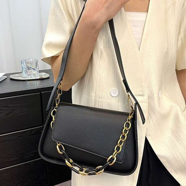 Advanced Texture Armpit Women's New Niche Design, Crossbody Fashionable Small Square Bag, Versatile Casual Shoulder Bags