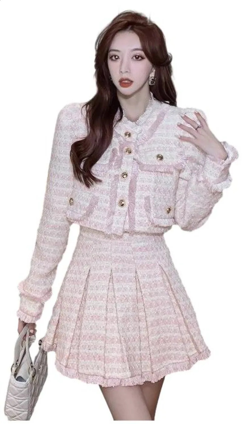 Sweet Temperament Tassel Jacket Pleated Skirt Y2k Two-piece Set Women Fashion O-neck Stripe Single Breasted Gentle Slim Winter Suit Millennium style 2