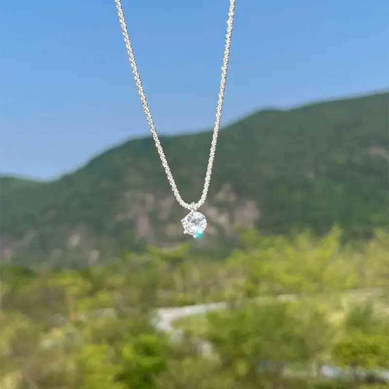 Popular S925 sterling silver sparkling necklace suitable for women light luxury round white diamond pendant galaxy necklace jewelry W241230