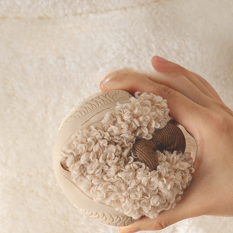 Childrens Cotton Shoes Boys Girls Cartoon Sheep Fur Shoes Baby Indoor Winter Kids Fashion Flat Plush Warm Non-slip Slippers 241230bj