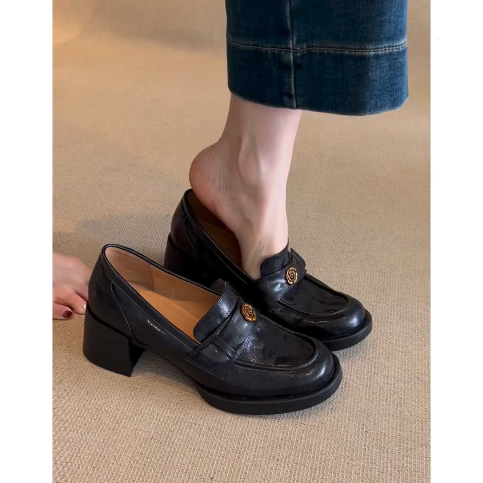 Sheepskin Edition~True Leather Mountain Camellia Black High Heels Le Fu Shoes for Women 2024 New Small Leather Shoes Coarse Heel Temperament Single Sh