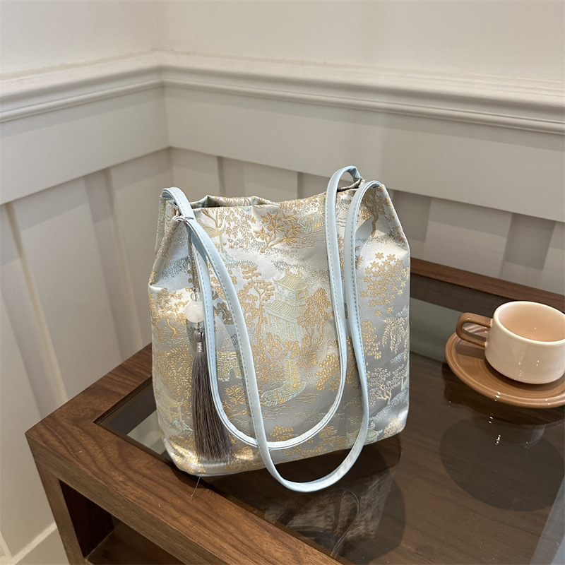 Fashion Shoulder Bags New printed large-capacity single shoulder Chinese style landscape embroidery underarm tote bag