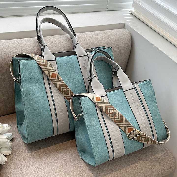 Female high-end niche tote bag contrasting color handbag large capacity commuting crossbody bag 241215