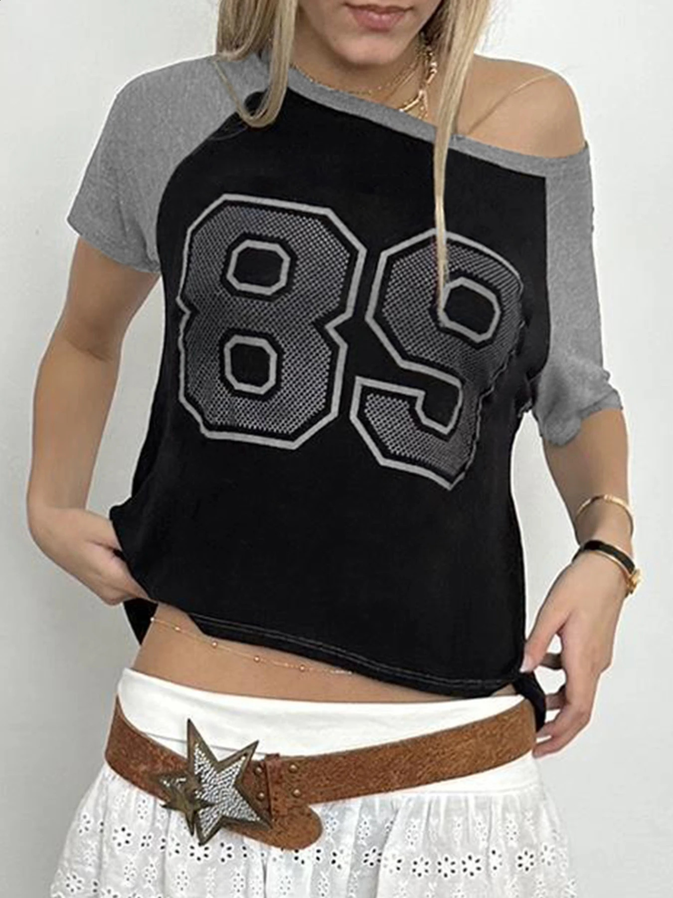 American Retro Casual Football Tee Figure Print Contract Patchwork Short Sleeve Loose Casual Summer Preppy T Shirt Women 241224